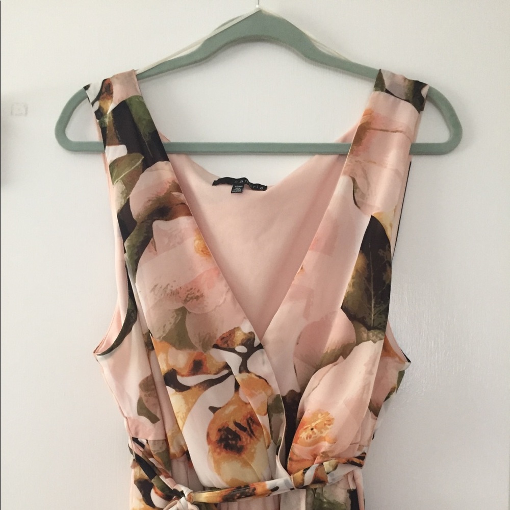 Blush/ Floral Maxi High/Low Dress Size: 16W